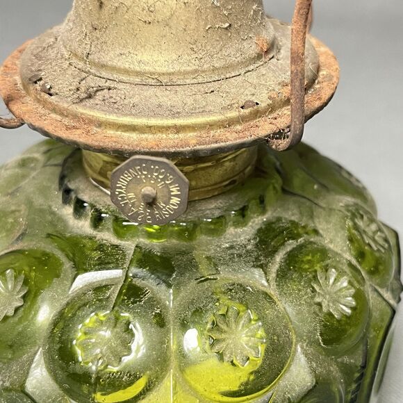 Vintage Green  LE Smith Moon and Stars Glass Oil Lamp Base & Chimney-READ - Picture 6 of 12